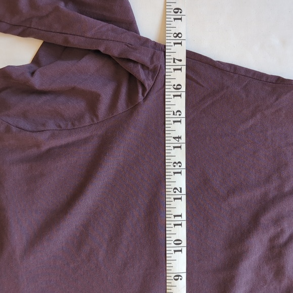 Lands' End Lightweight Long Sleeve Turtleneck Top MEDIUM 10-12 Purple Plum - Picture 10 of 12